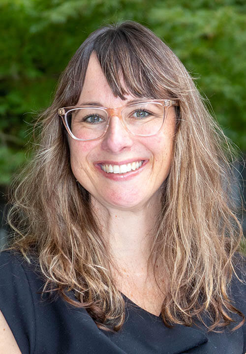 Christine McCulloch, Ph.D., Lecturer, Core Studies
