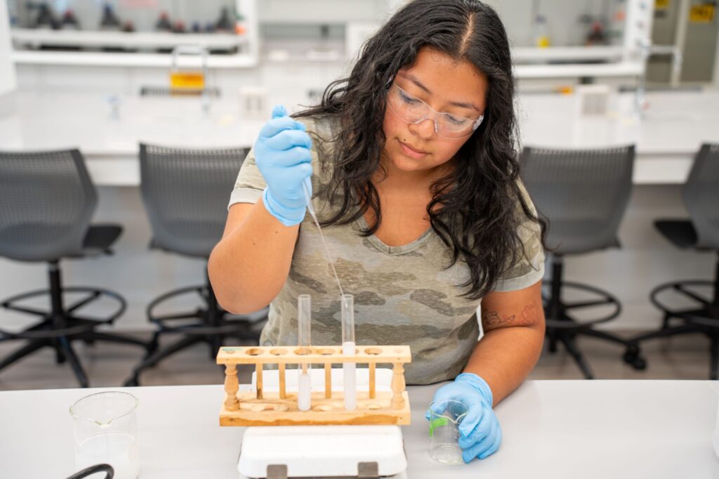 Oglethorpe student Karla Tecum works on research experiments in the chemistry lab.